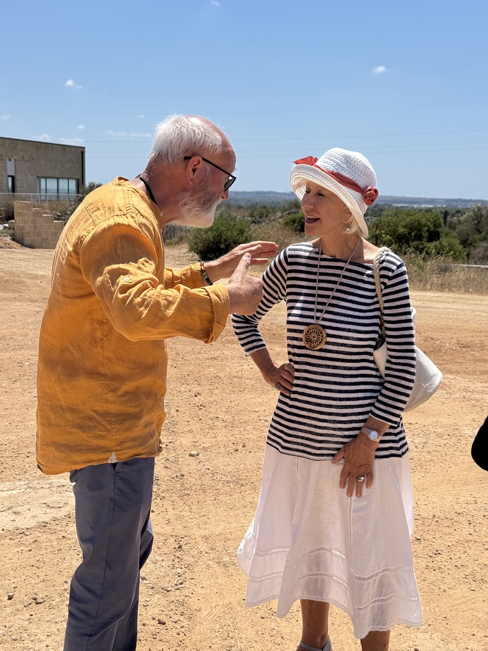 11