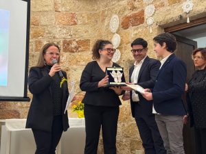 3_1 ANGELA METALLO premiato dalla famiglia Velotti